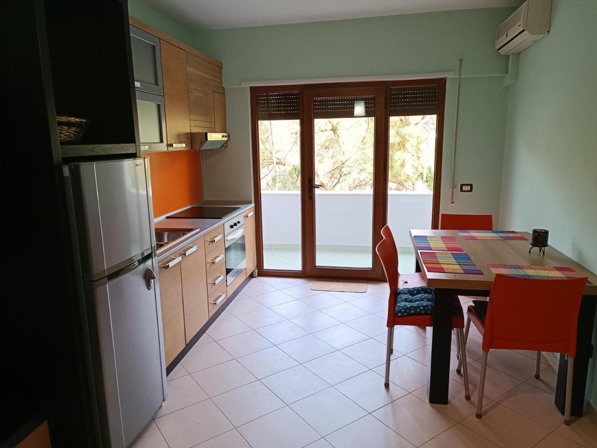 Family Beach 100 Square Metres Apartment Golem  Exterior foto