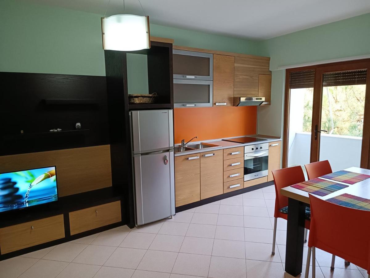 Family Beach 100 Square Metres Apartment Golem  Exterior foto